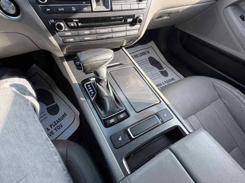 2018 Genesis G80