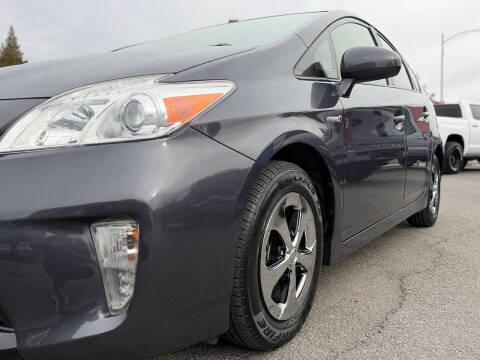 2012 Toyota Prius Two