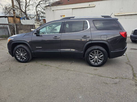 2017 GMC Acadia SLT-1