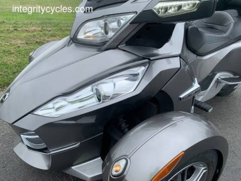 2012 Can-Am Spyder RT-S SE5