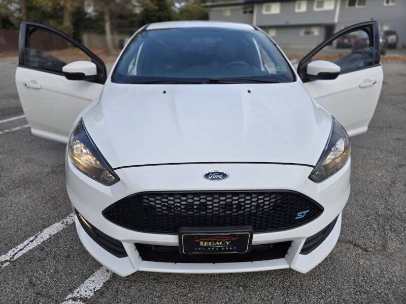 2018 Ford Focus ST