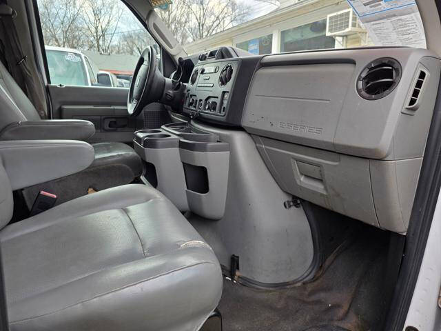 2013 Ford E-Series E-250