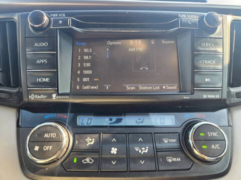 2017 Toyota RAV4 XLE