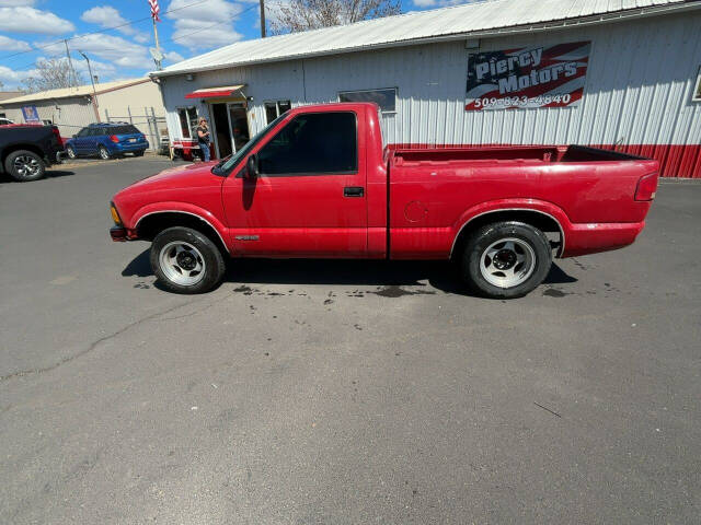 1995 Chevrolet S-10 for sale at PIERCY MOTORS INC in Union Gap, WA