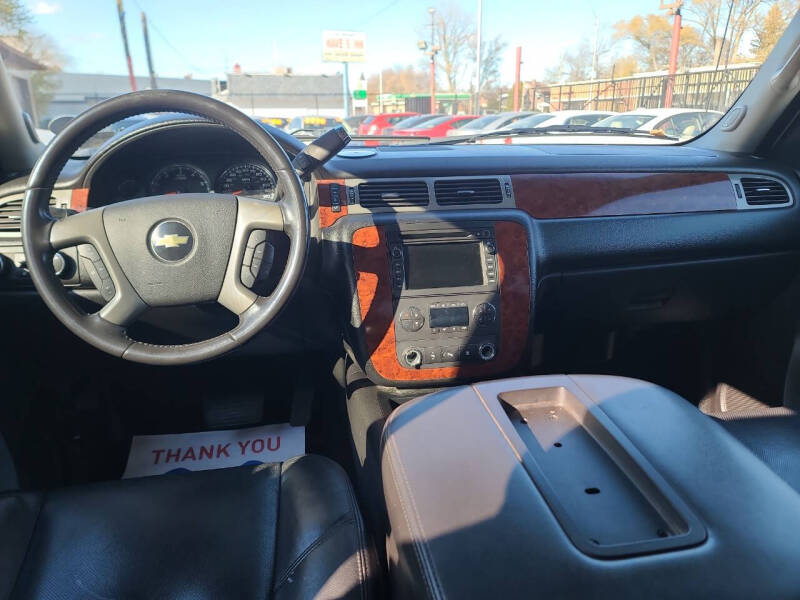 2011 Chevrolet Avalanche LTZ