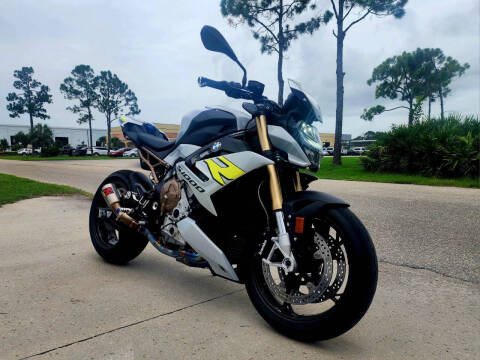 2022 BMW S 1000 R for sale at Von Baron Motorcycles, LLC. - Motorcycles in Fort Myers FL