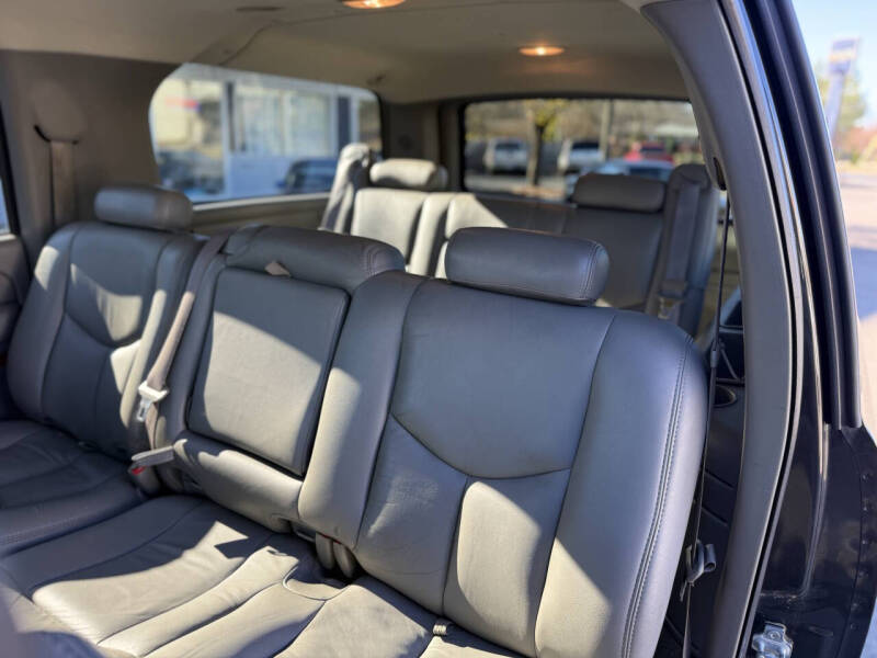 2004 GMC Yukon XL 1500 SLT