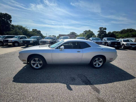 2009 Dodge Challenger SE