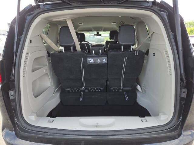 2019 Chrysler Pacifica Touring L