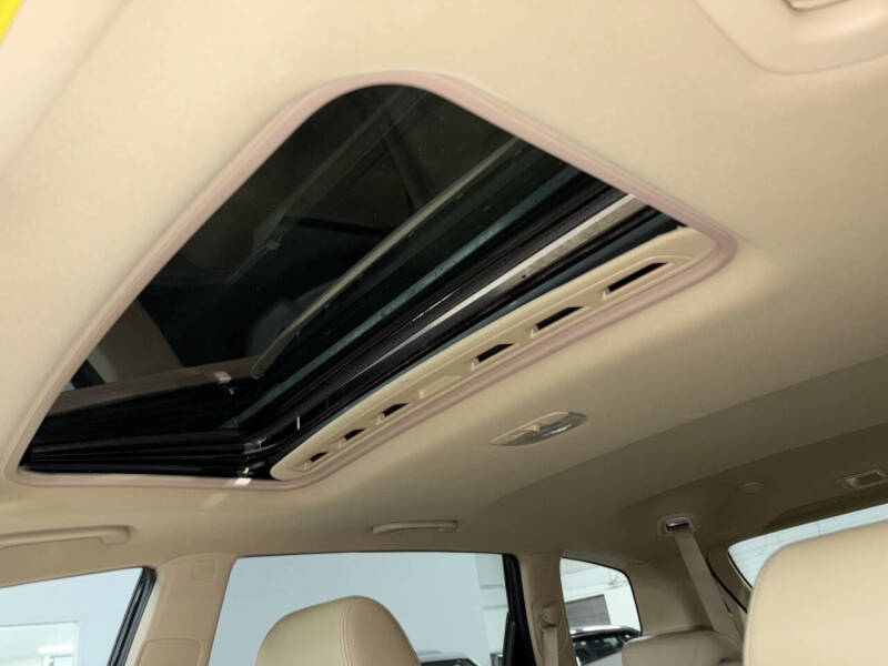 2008 Subaru Tribeca Ltd. 5-Pass.