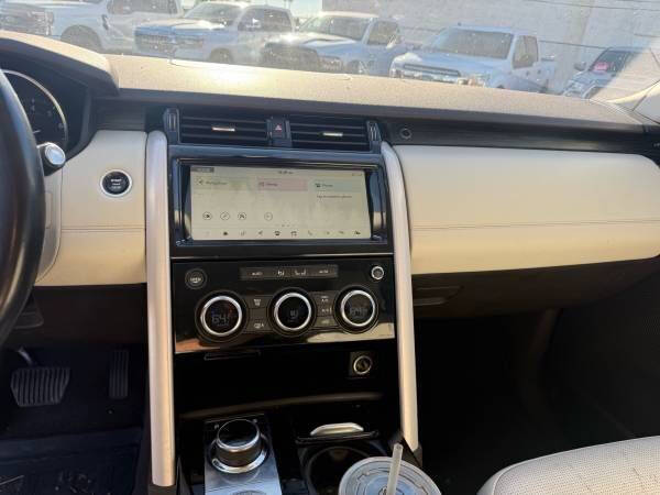 2017 Land Rover Discovery HSE Luxury