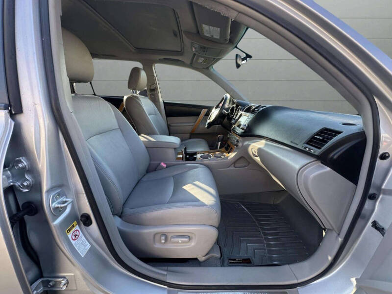 2010 Toyota Highlander Hybrid Limited