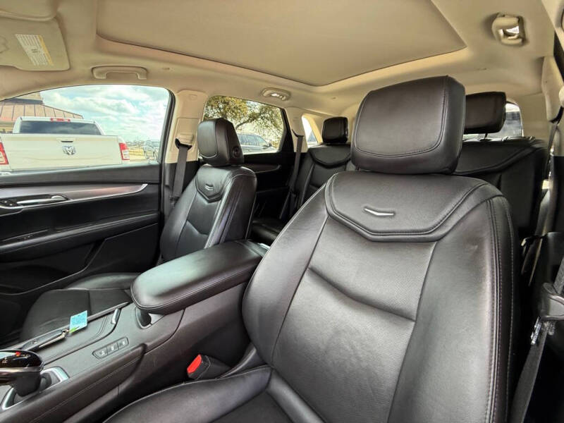 2018 Cadillac XT5 Premium Luxury