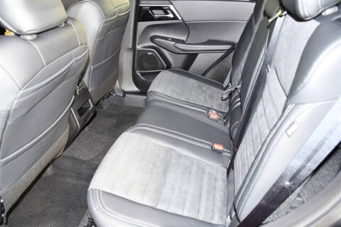 2026 Mitsubishi Outlander LE