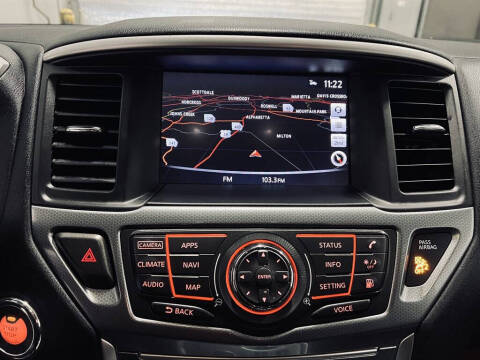 2019 Nissan Pathfinder SL