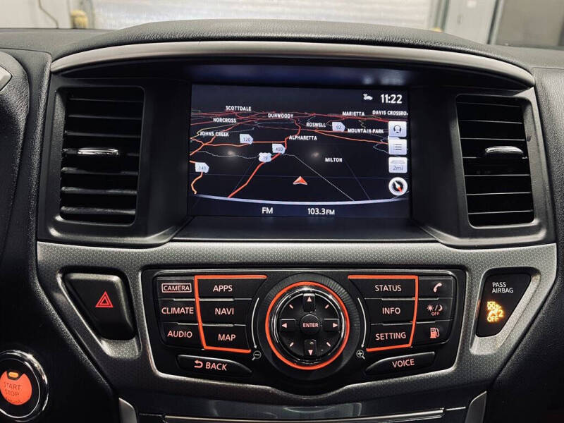 2019 Nissan Pathfinder SL