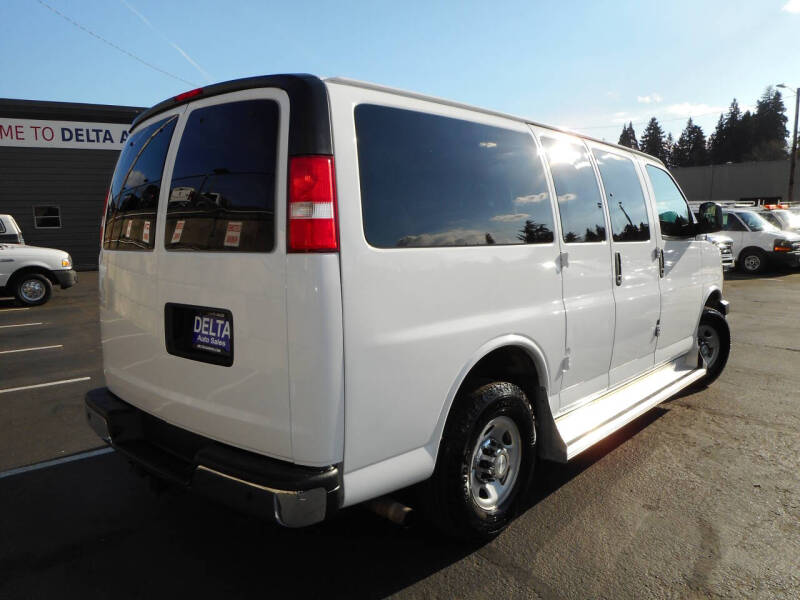 2017 Chevrolet Express LT 3500