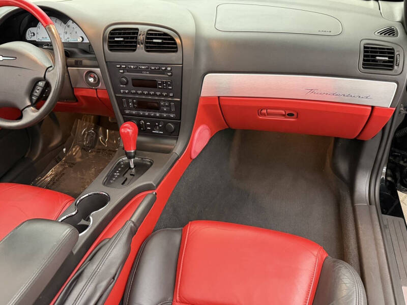 2002 Ford Thunderbird Deluxe