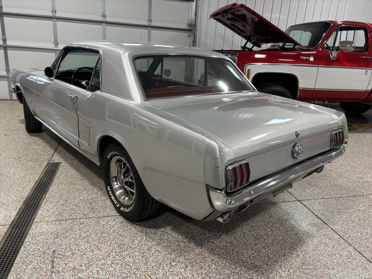 1966 Ford Mustang 18