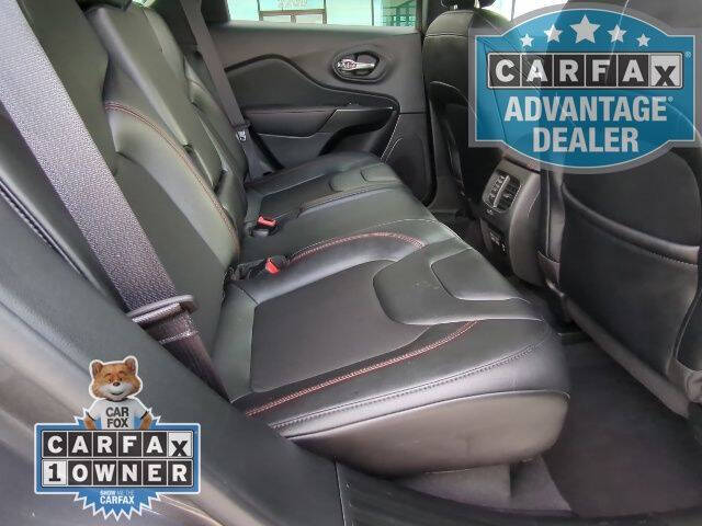 2022 Jeep Cherokee Trailhawk