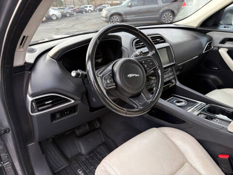 2017 Jaguar F-PACE 20d Prestige