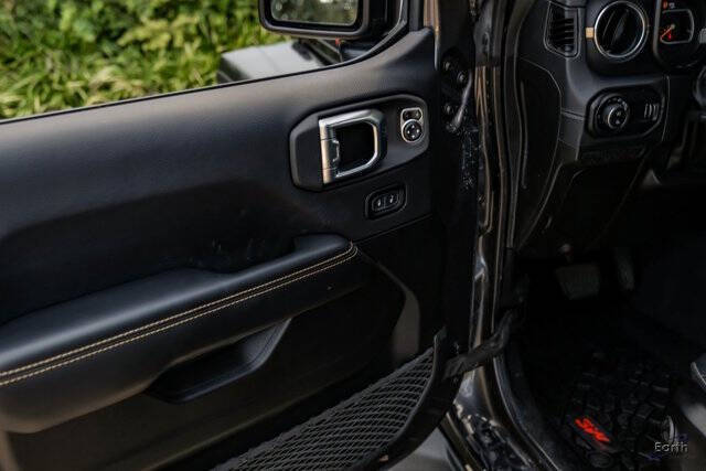 2024 Jeep Gladiator Sport