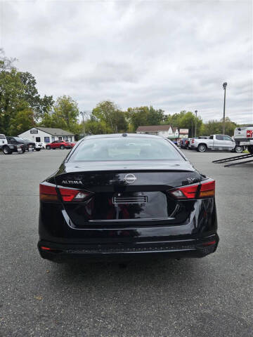 2024 Nissan Altima 2.5 SV