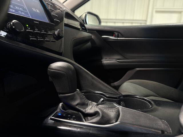 2020 Toyota Camry LE