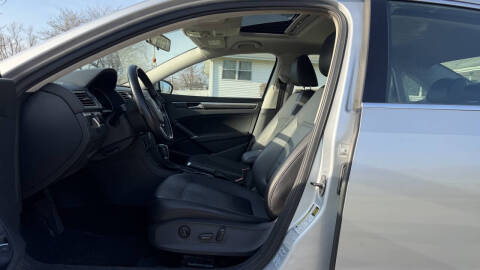 2017 Volkswagen Passat 1.8T SE