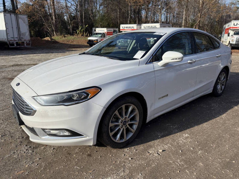 2017 Ford Fusion Hybrid SE's photo