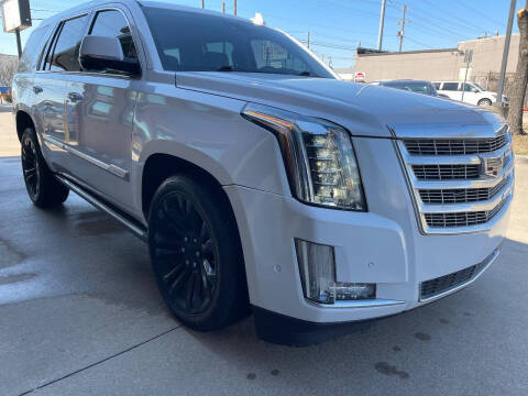 2020 Cadillac Escalade for sale at Forest Auto Finance LLC in Garland TX