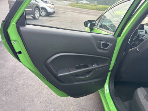 2014 Ford Fiesta SE