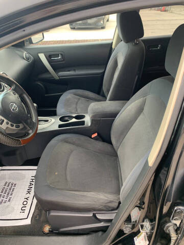 2010 Nissan Rogue S Krom
