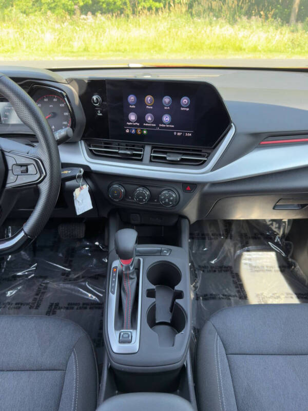 2024 Chevrolet Trax RS