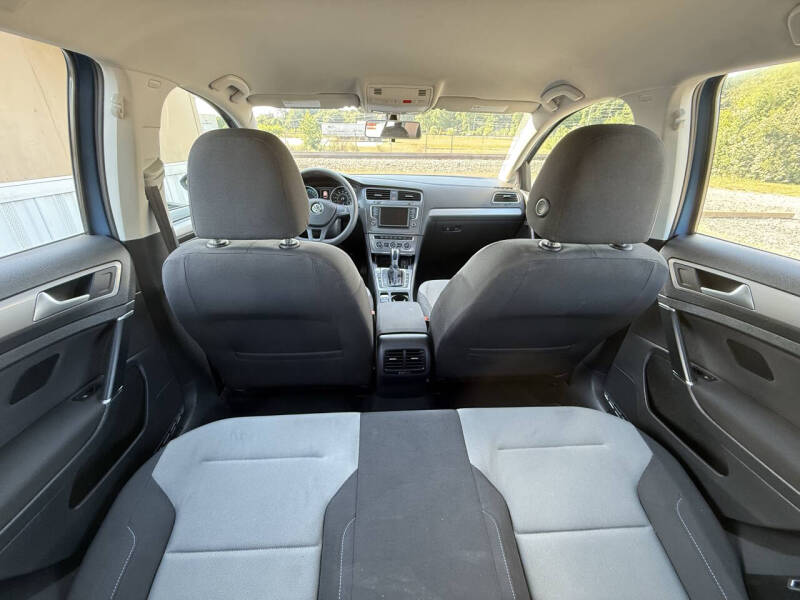 2016 Volkswagen e-Golf SE