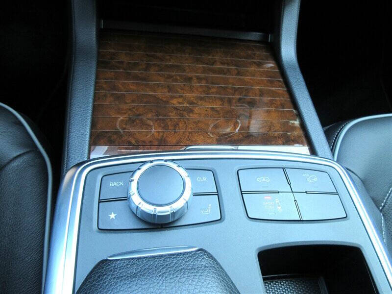 2013 Mercedes-Benz GL-Class GL 550 4MATIC