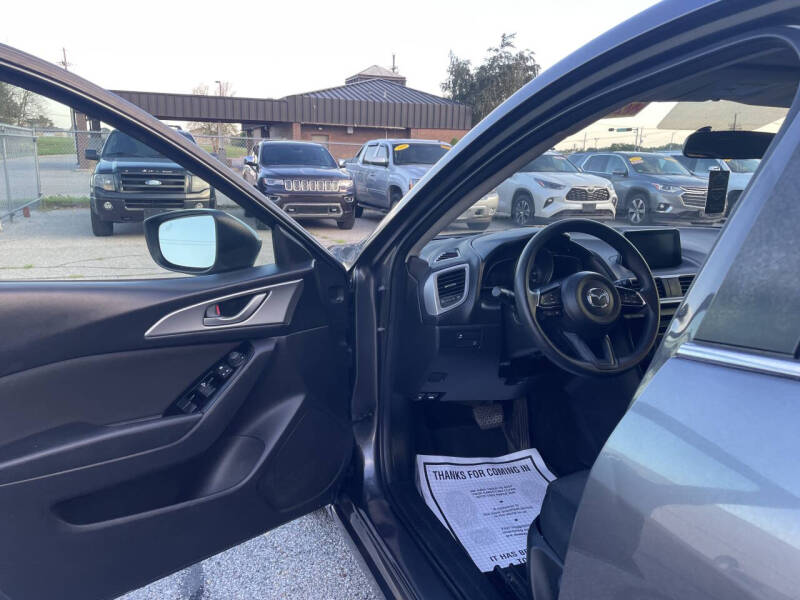 2017 Mazda MAZDA3 Sport