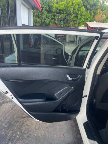 2016 Kia Forte5 LX