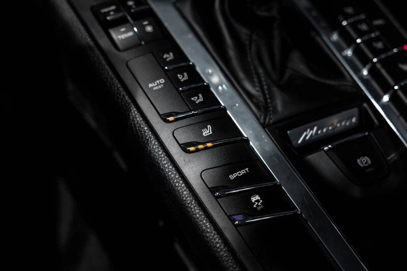 2017 Porsche Macan S