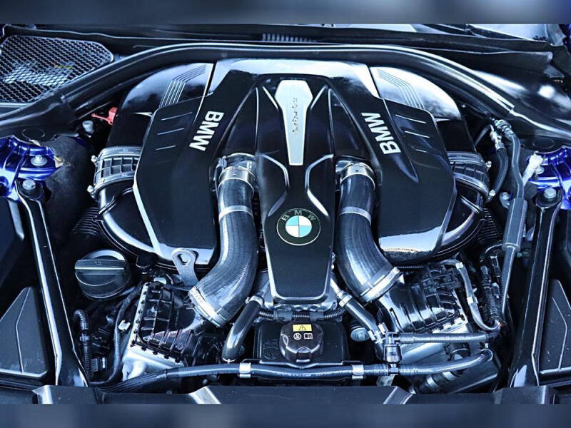 2018 BMW 7 Series 750i