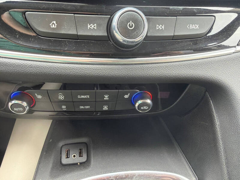 2018 Buick Enclave Essence