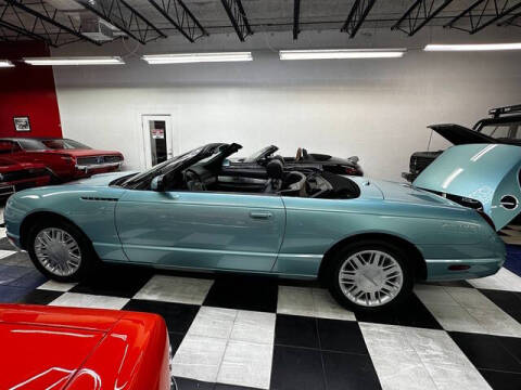 2002 Ford Thunderbird Deluxe