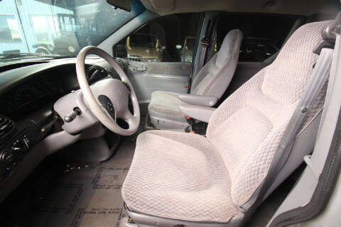 2000 Plymouth Voyager