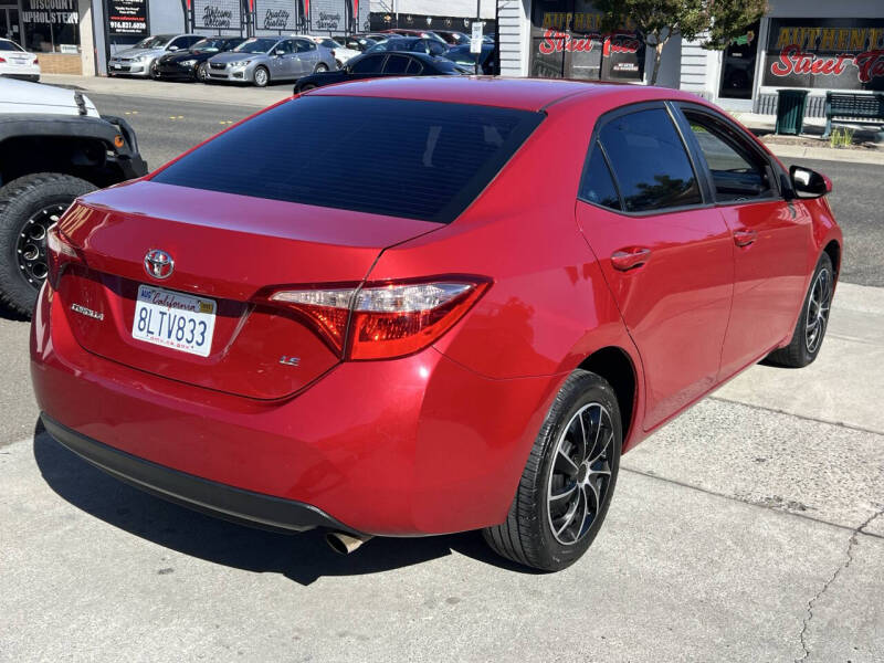 2017 Toyota Corolla LE