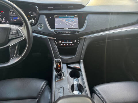 2018 Cadillac XT5 Premium Luxury