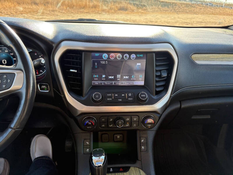 2019 GMC Acadia Denali