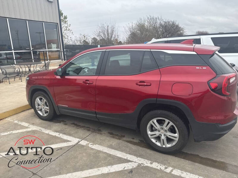 2024 GMC Terrain SLE