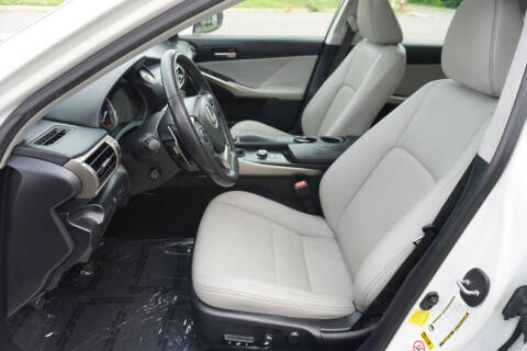 2016 Lexus IS 200t