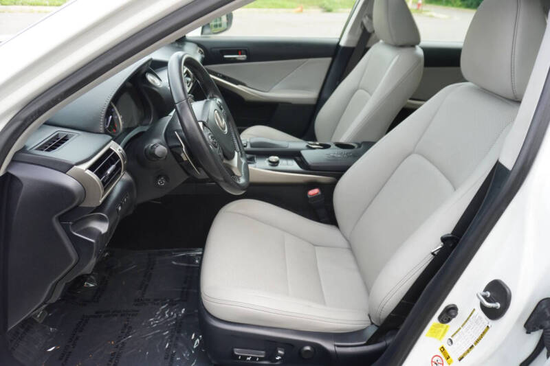 2016 Lexus IS 200t