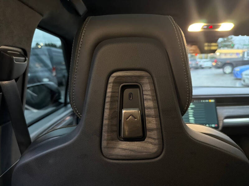 2022 Rivian R1T Launch Edition